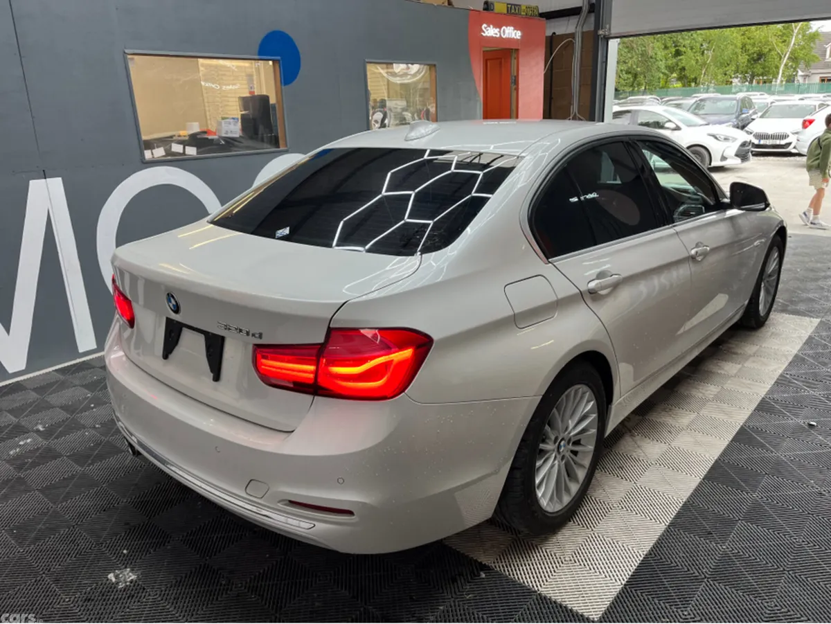 BMW 3-Series Saloon, Diesel, 2018, White