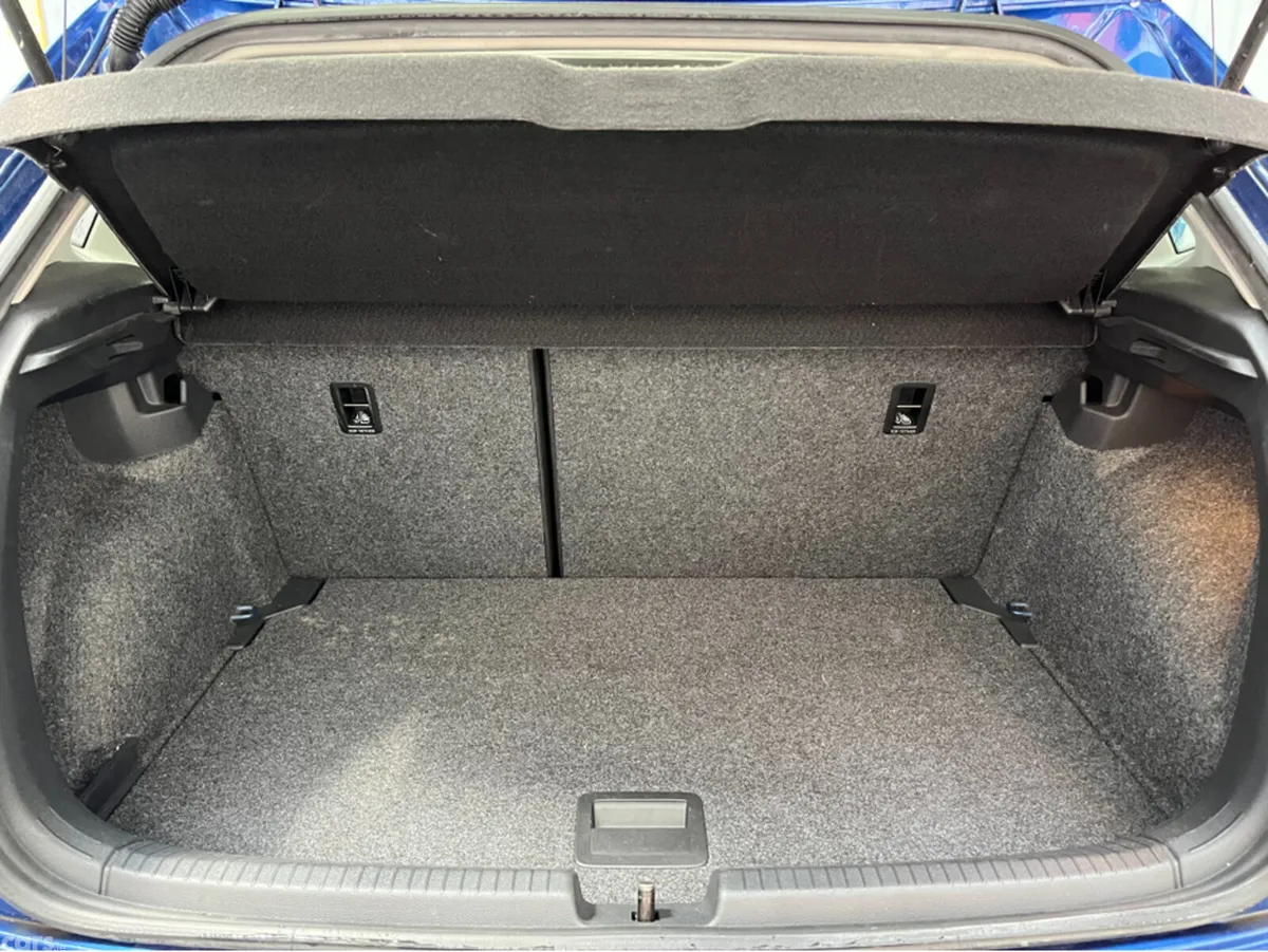 Volkswagen Polo Hatchback, Petrol, 2019, Blue