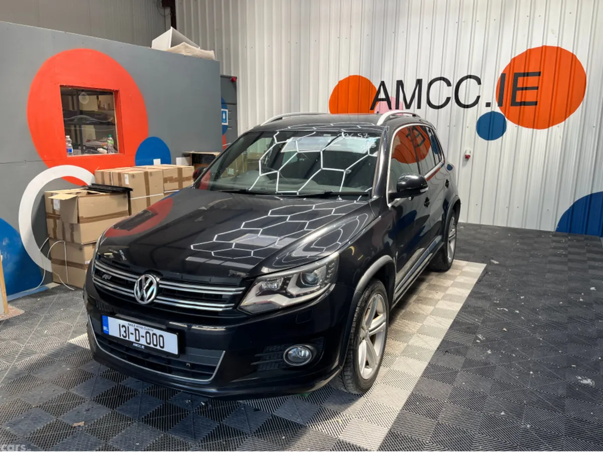 Volkswagen Tiguan SUV, Petrol, 2013, Black