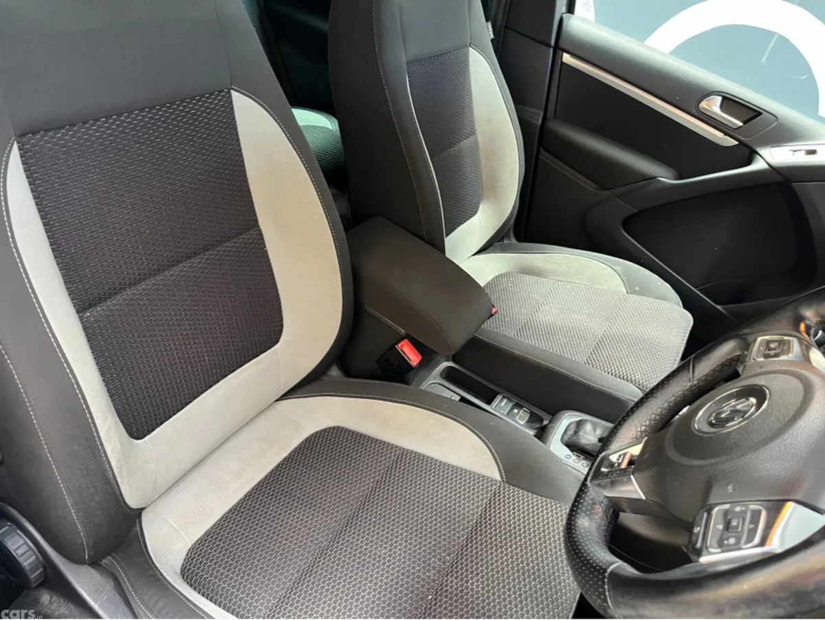 Volkswagen Tiguan SUV, Petrol, 2013, Black