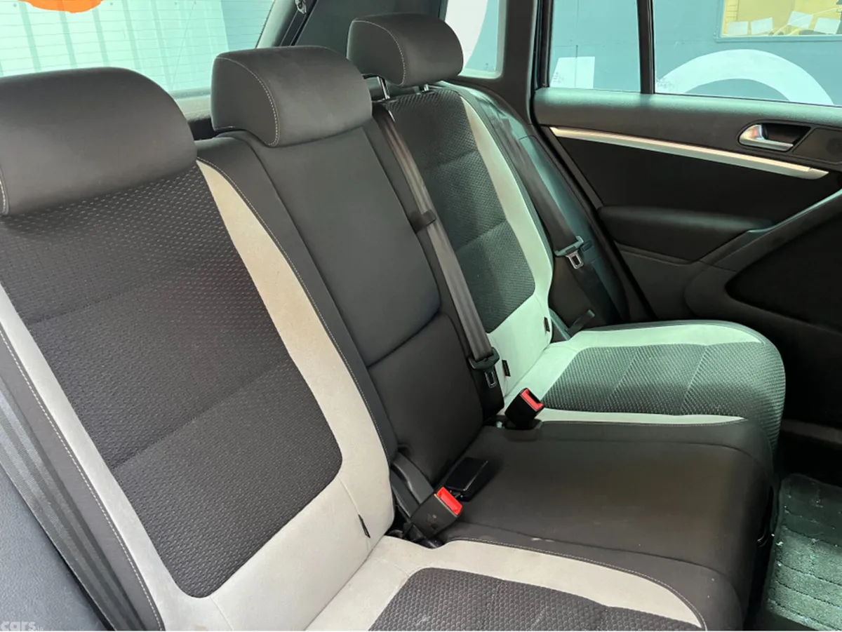 Volkswagen Tiguan SUV, Petrol, 2013, Black