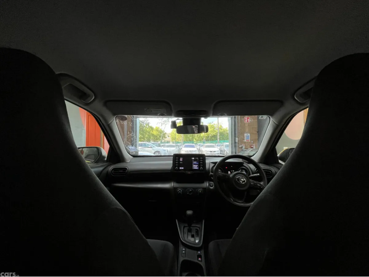Toyota Yaris Cross SUV, Petrol, 2021, Yellow