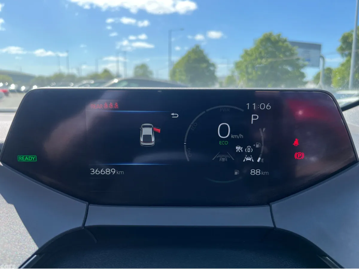 Toyota Prius Saloon, Petrol Hybrid, 2023, Grey