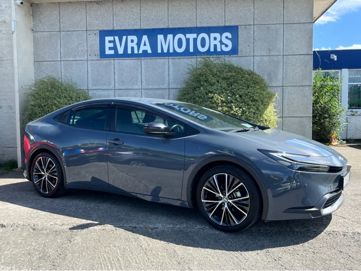 Toyota Prius Saloon, Petrol Hybrid, 2023, Grey