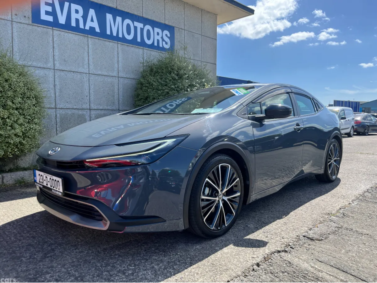 Toyota Prius Saloon, Petrol Hybrid, 2023, Grey
