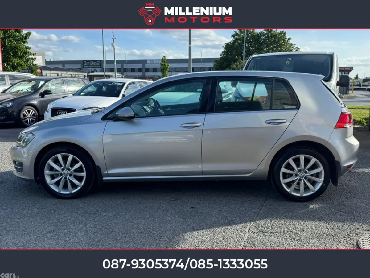 Volkswagen Golf Hatchback, Petrol, 2013, Silver
