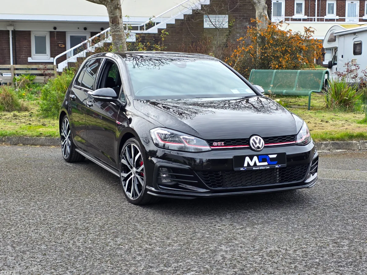 Volkswagen Golf Hatchback, Petrol, 2020, Black