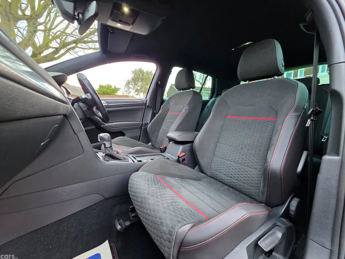 Volkswagen Golf Hatchback, Petrol, 2020, Black