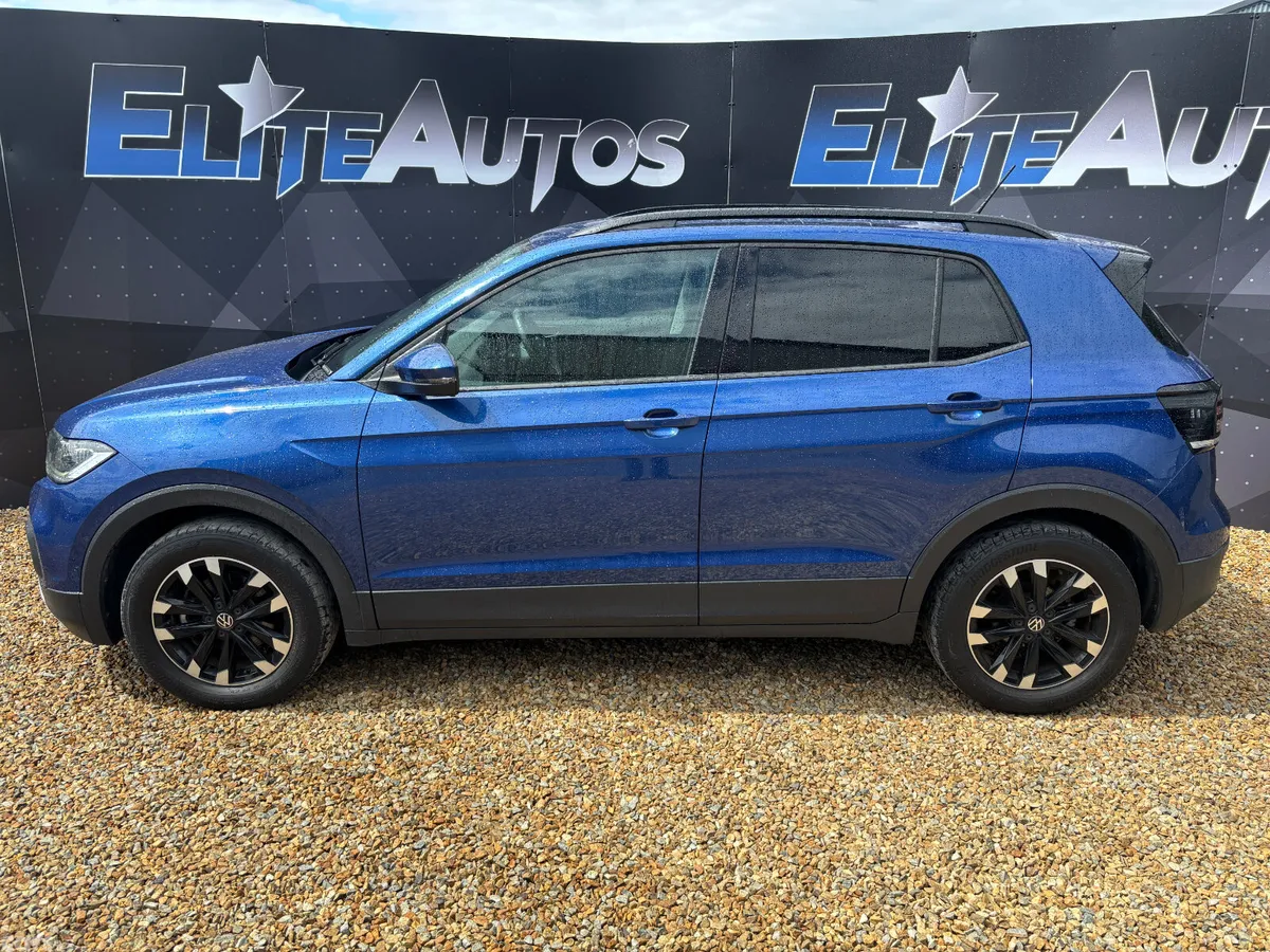 Volkswagen T-Cross Hatchback, Petrol, 2021, Blue