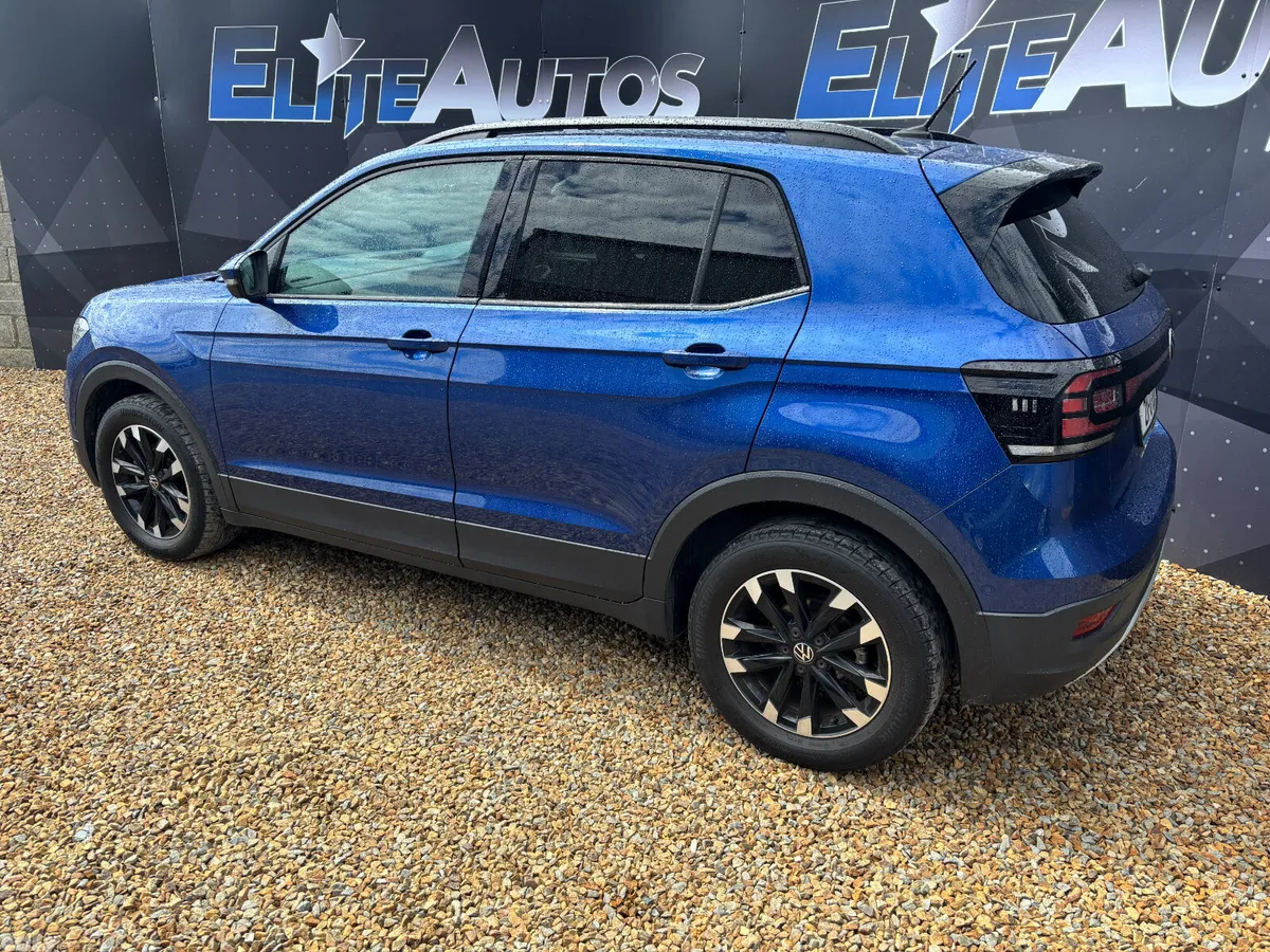 Volkswagen T-Cross Hatchback, Petrol, 2021, Blue