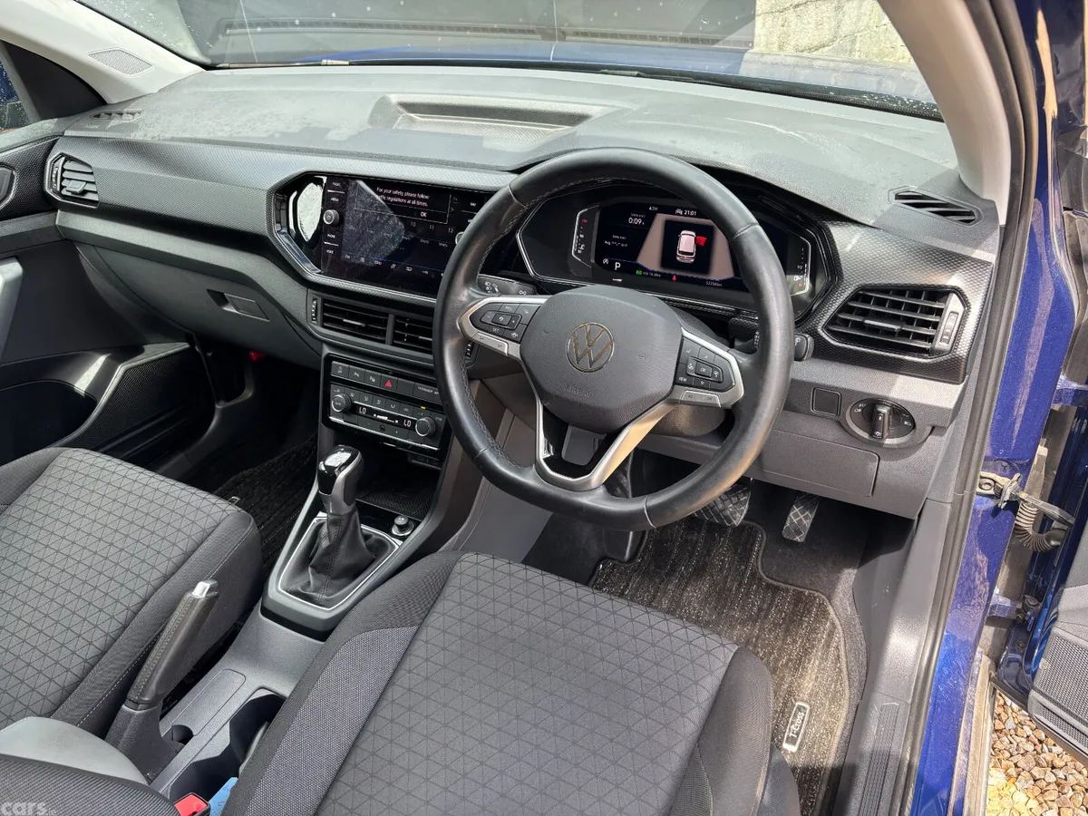 Volkswagen T-Cross Hatchback, Petrol, 2021, Blue