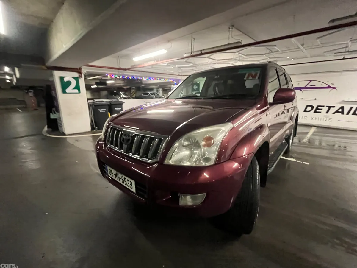 Toyota Land Cruiser SUV, Diesel, 2006, Red
