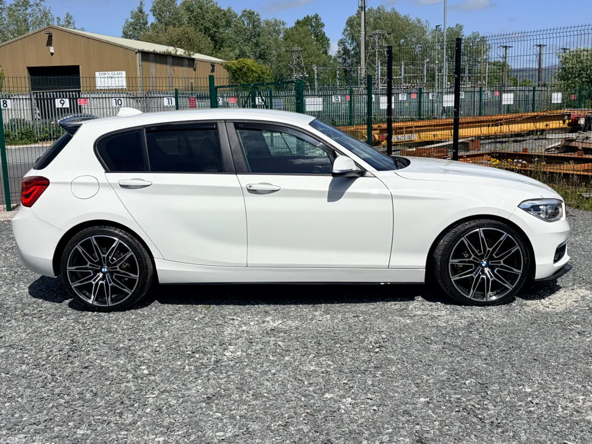 BMW 1-Series Hatchback, Petrol, 2017, White