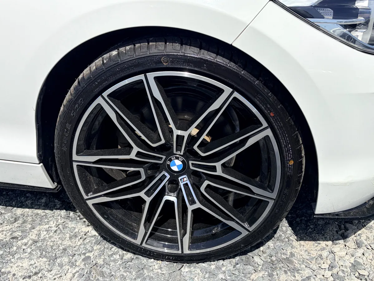 BMW 1-Series Hatchback, Petrol, 2017, White
