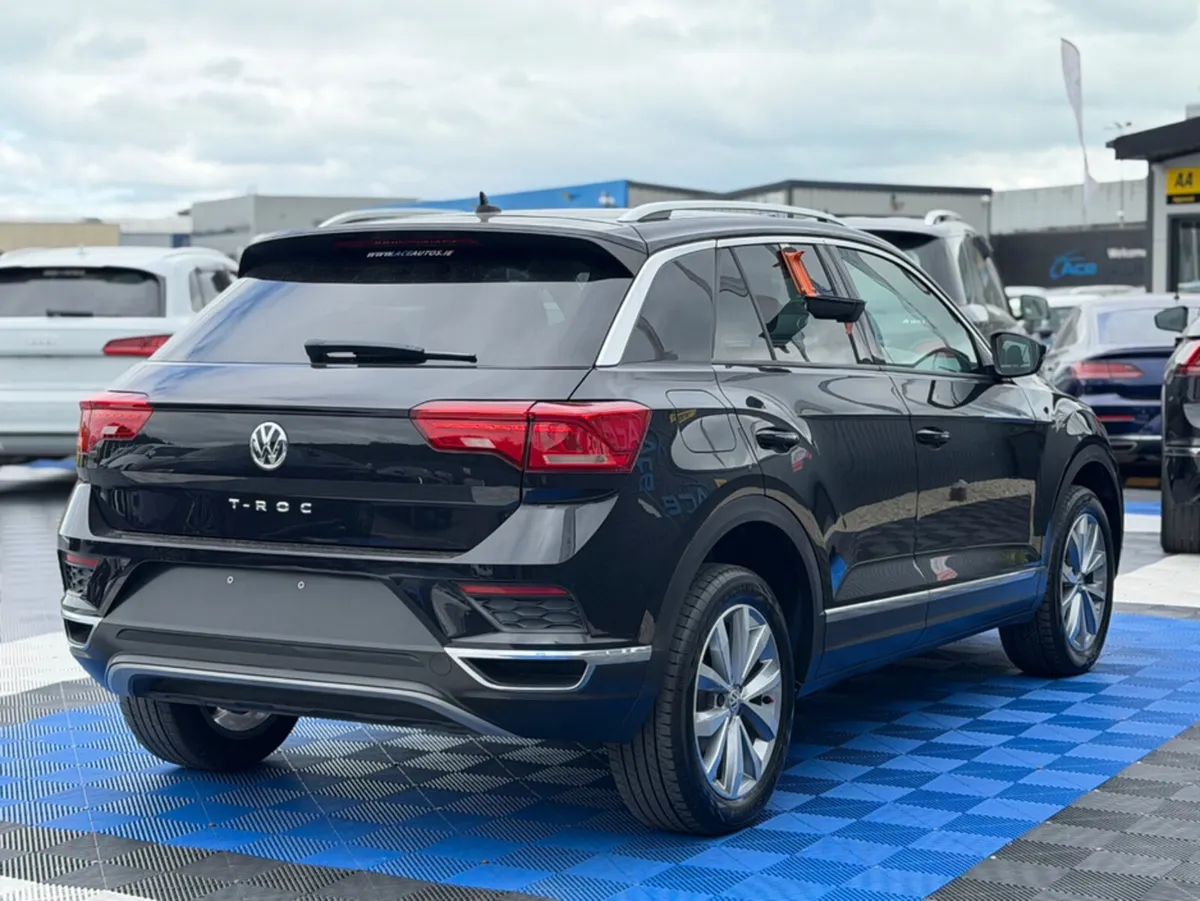 Volkswagen T-Roc SUV, Diesel, 2021, Black