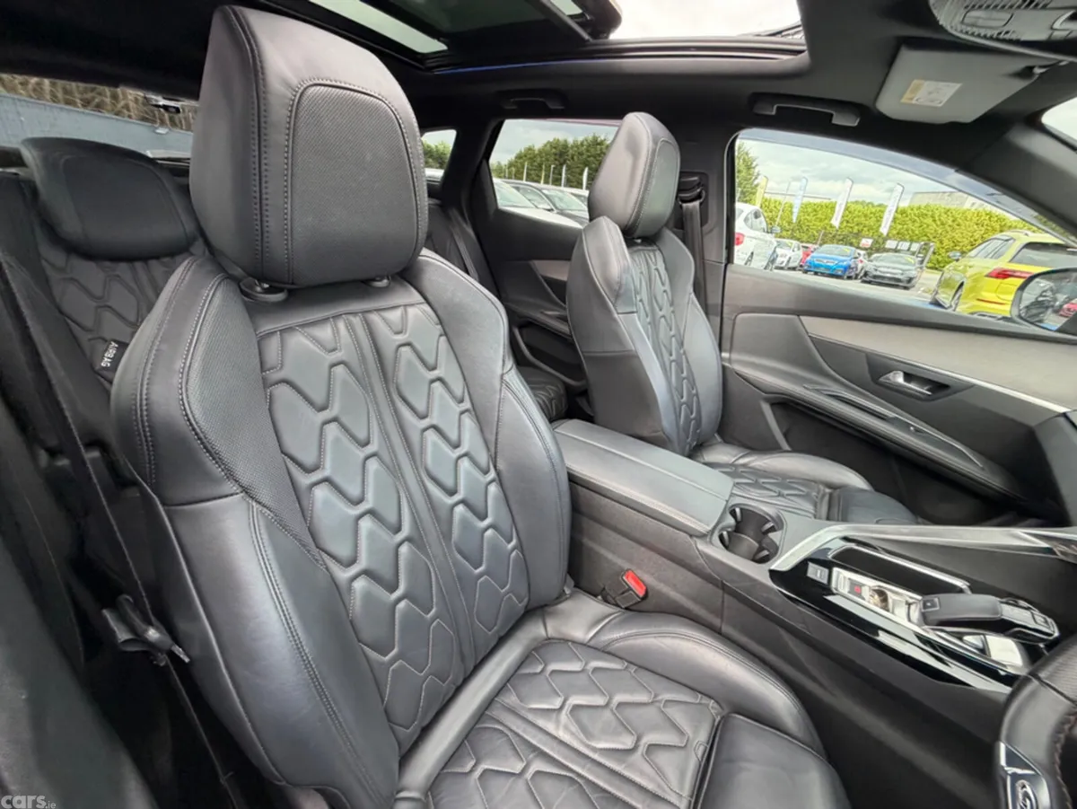 Peugeot 3008 SUV, Diesel, 2019, Black