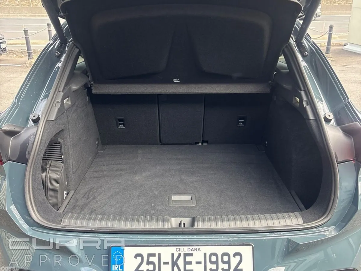 Cupra Terramar SUV, Petrol Plug-in Hybrid, 2025, Blue