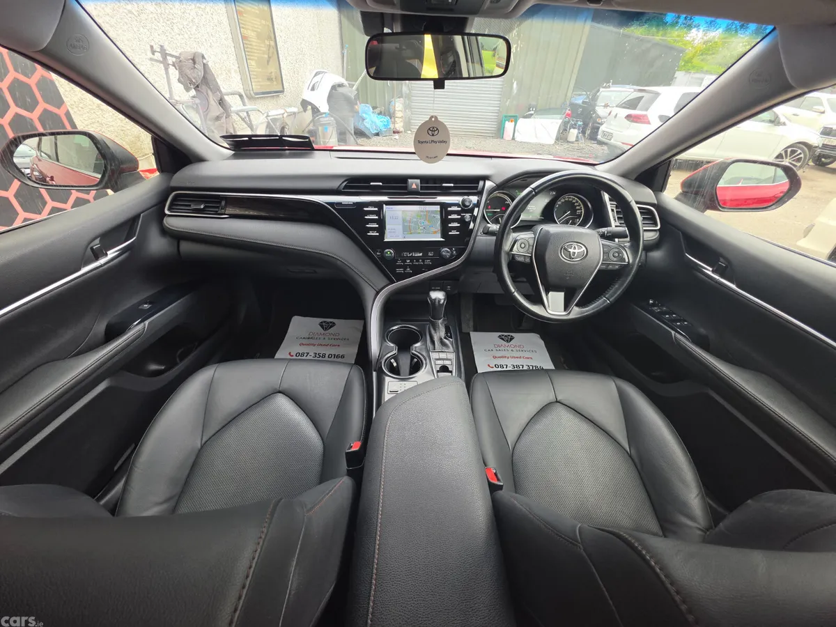 Toyota Camry Saloon, Petrol Hybrid, 2021, Red