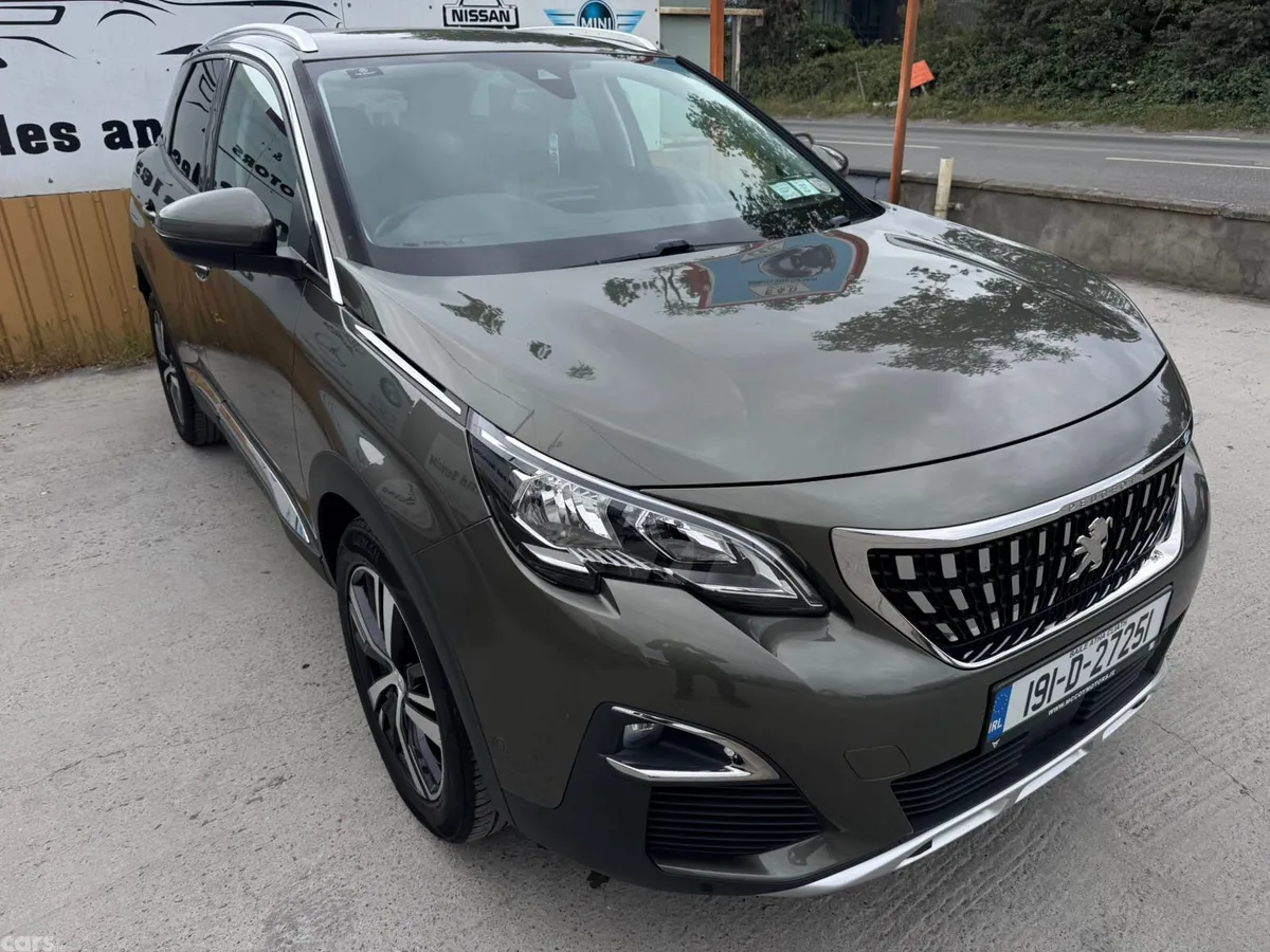 Peugeot 3008 MPV, Petrol, 2019, Grey