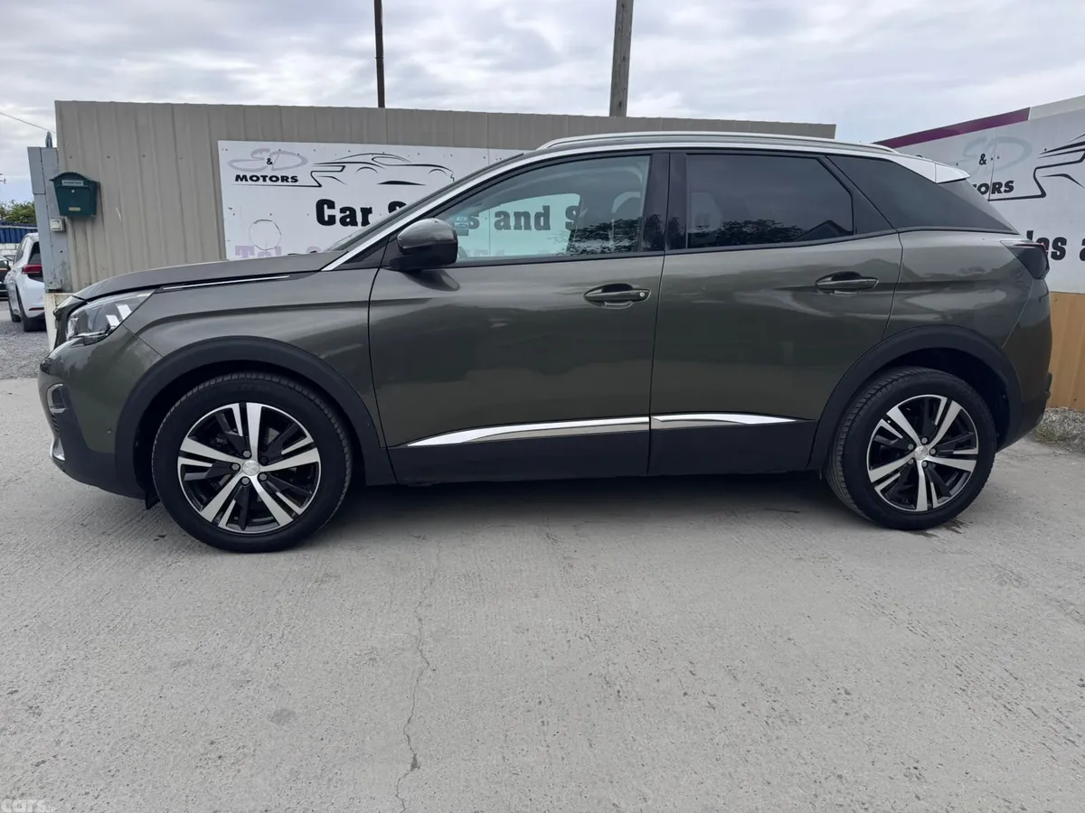 Peugeot 3008 MPV, Petrol, 2019, Grey
