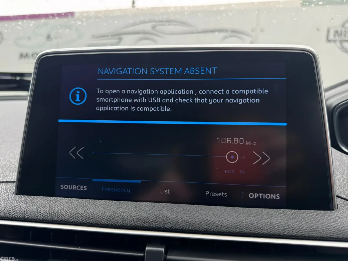 Peugeot 3008 MPV, Petrol, 2019, Grey