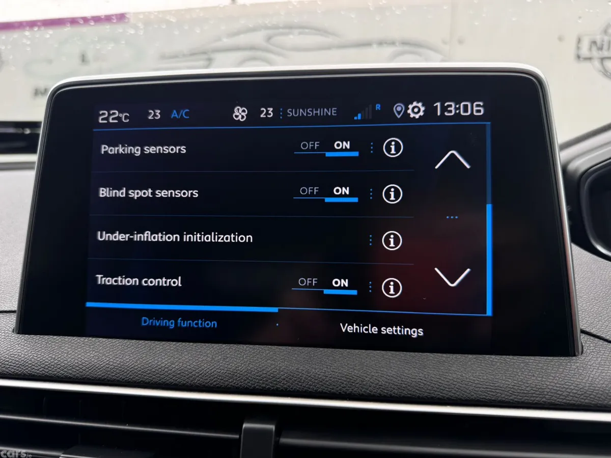 Peugeot 3008 MPV, Petrol, 2019, Grey