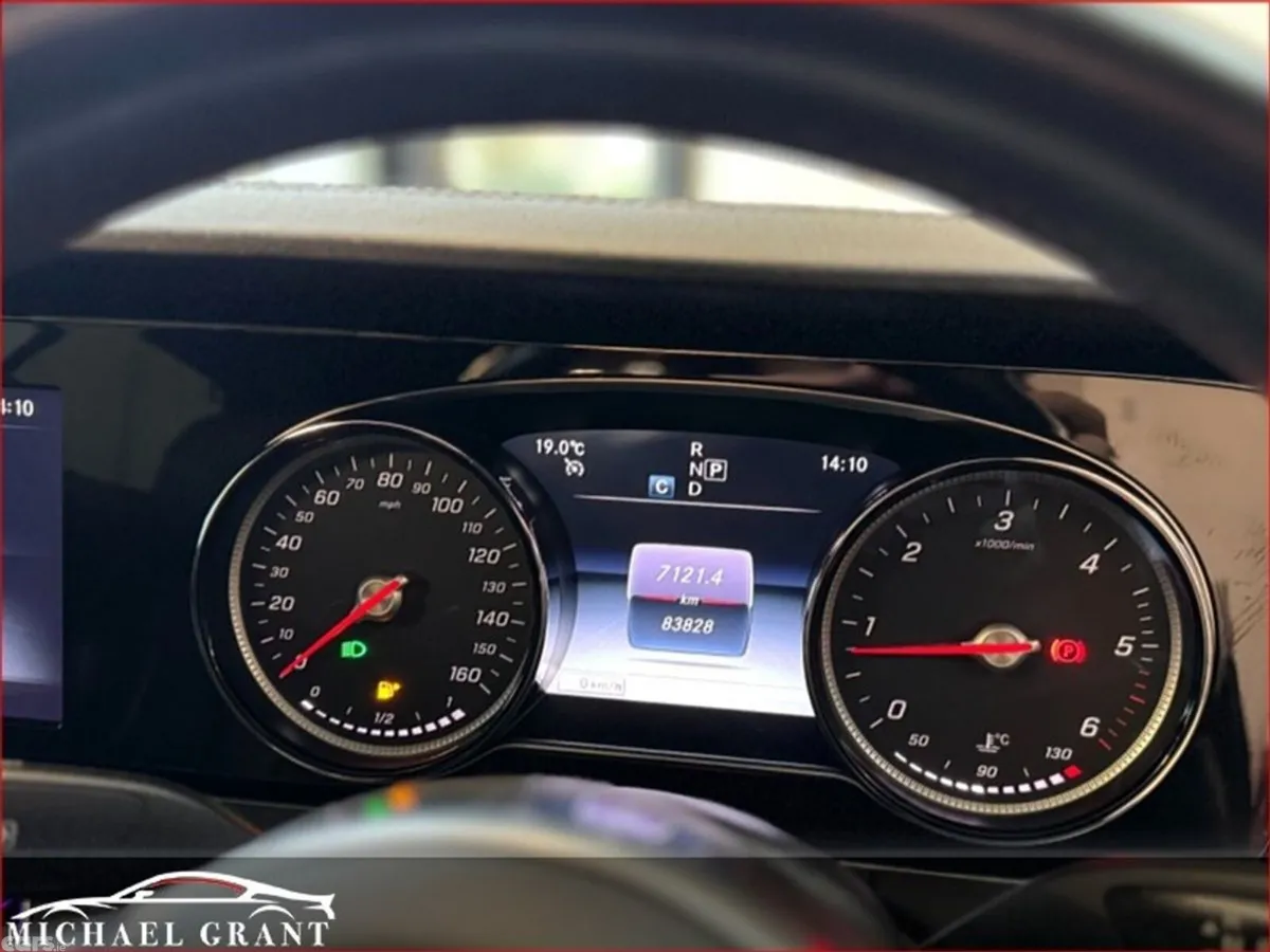 Mercedes-Benz E-Class Coupe, Diesel, 2018, Red