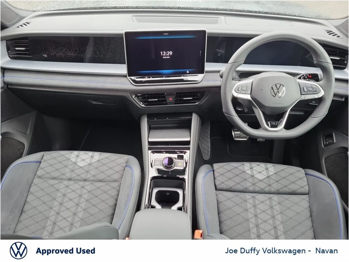 Volkswagen Tayron SUV, Petrol Plug-in Hybrid, 2026, Grey