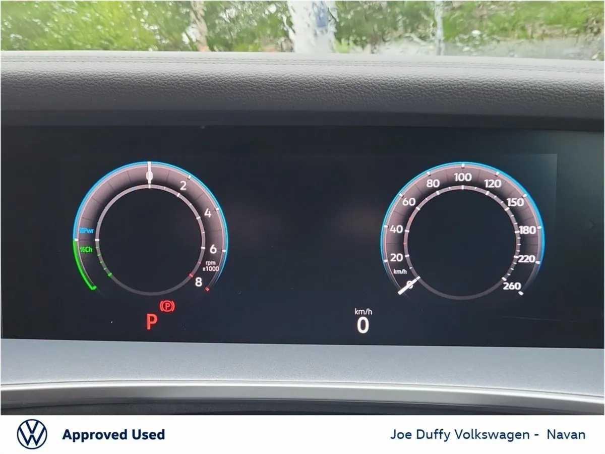 Volkswagen Tayron SUV, Petrol Plug-in Hybrid, 2026, Grey