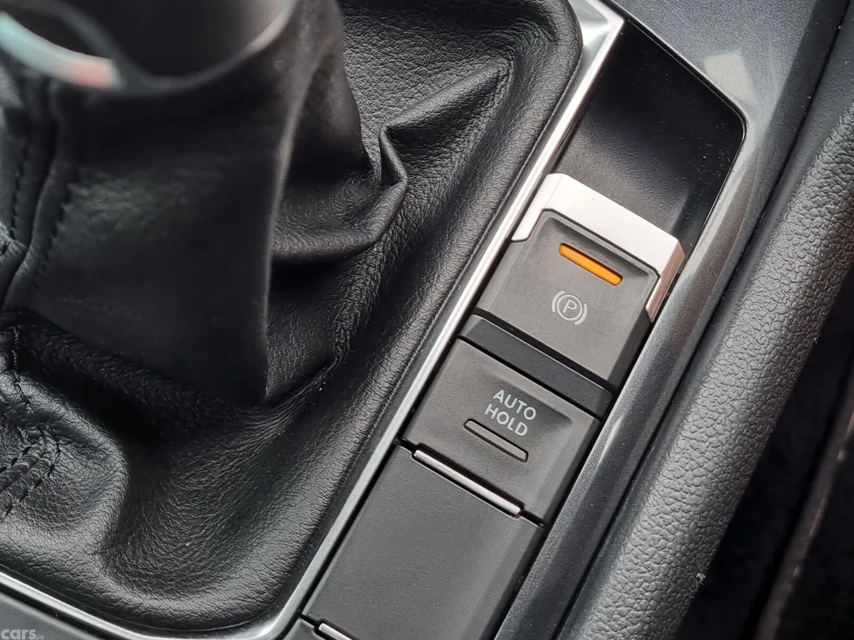 Volkswagen Tiguan SUV, Diesel, 2018, Black