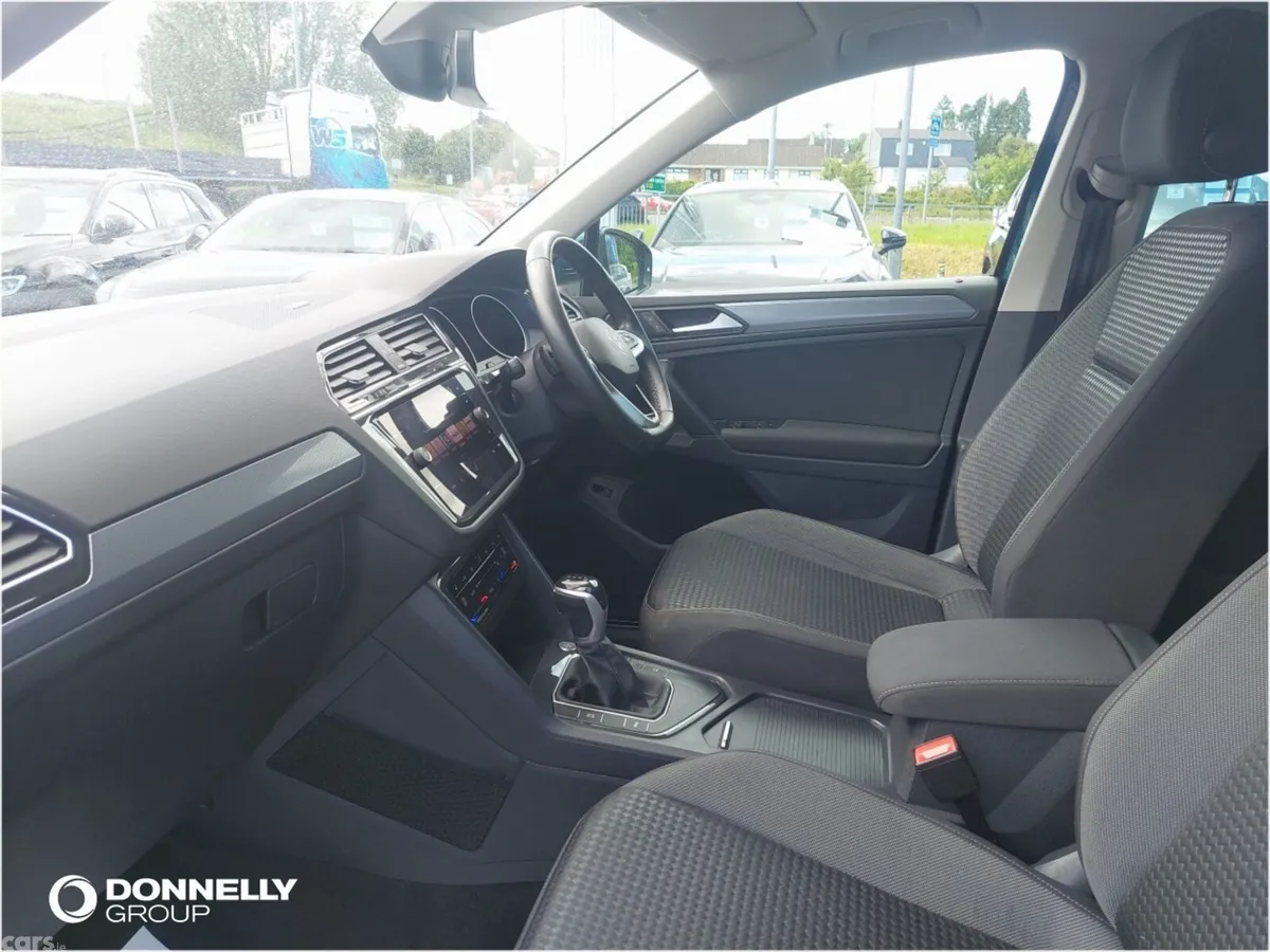 Volkswagen Tiguan Estate, Diesel, 2022, Blue