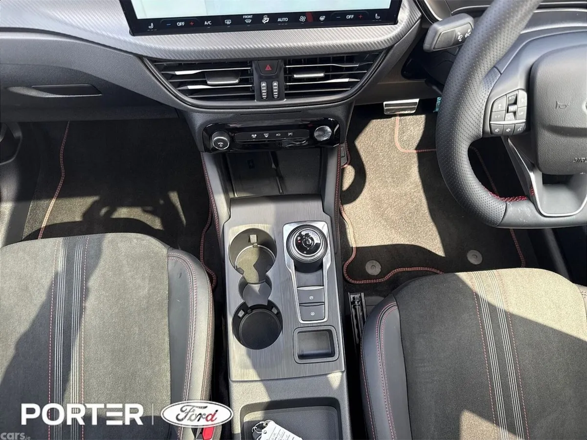 Ford Kuga SUV, Petrol Plug-in Hybrid, 2026, Blue