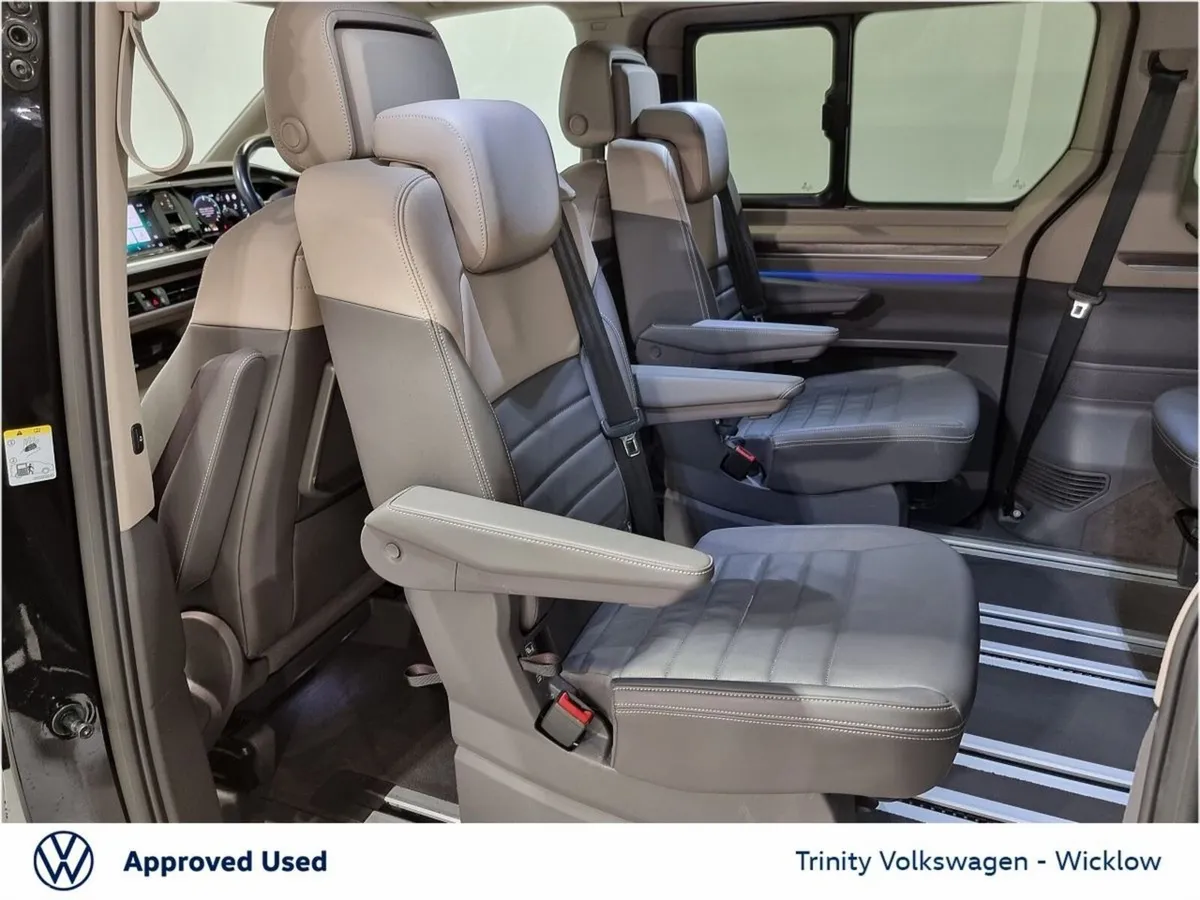 Volkswagen Multivan MPV, Petrol Plug-in Hybrid, 2025, Black