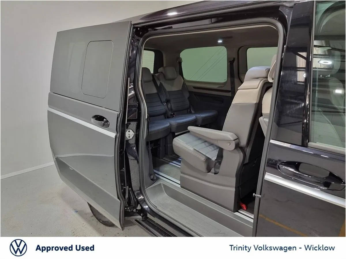 Volkswagen Multivan MPV, Petrol Plug-in Hybrid, 2025, Black