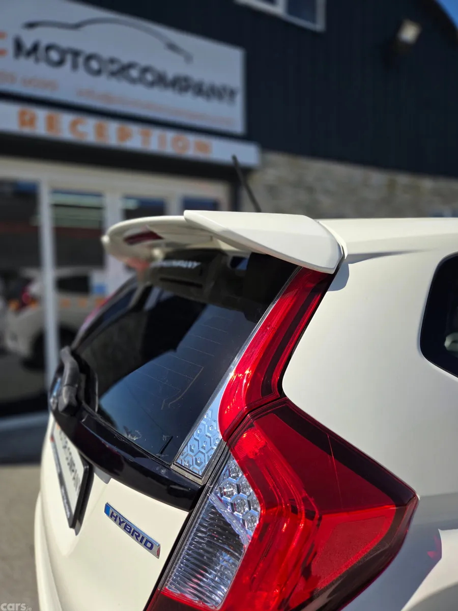 Honda Fit Hatchback, Petrol Hybrid, 2016, White