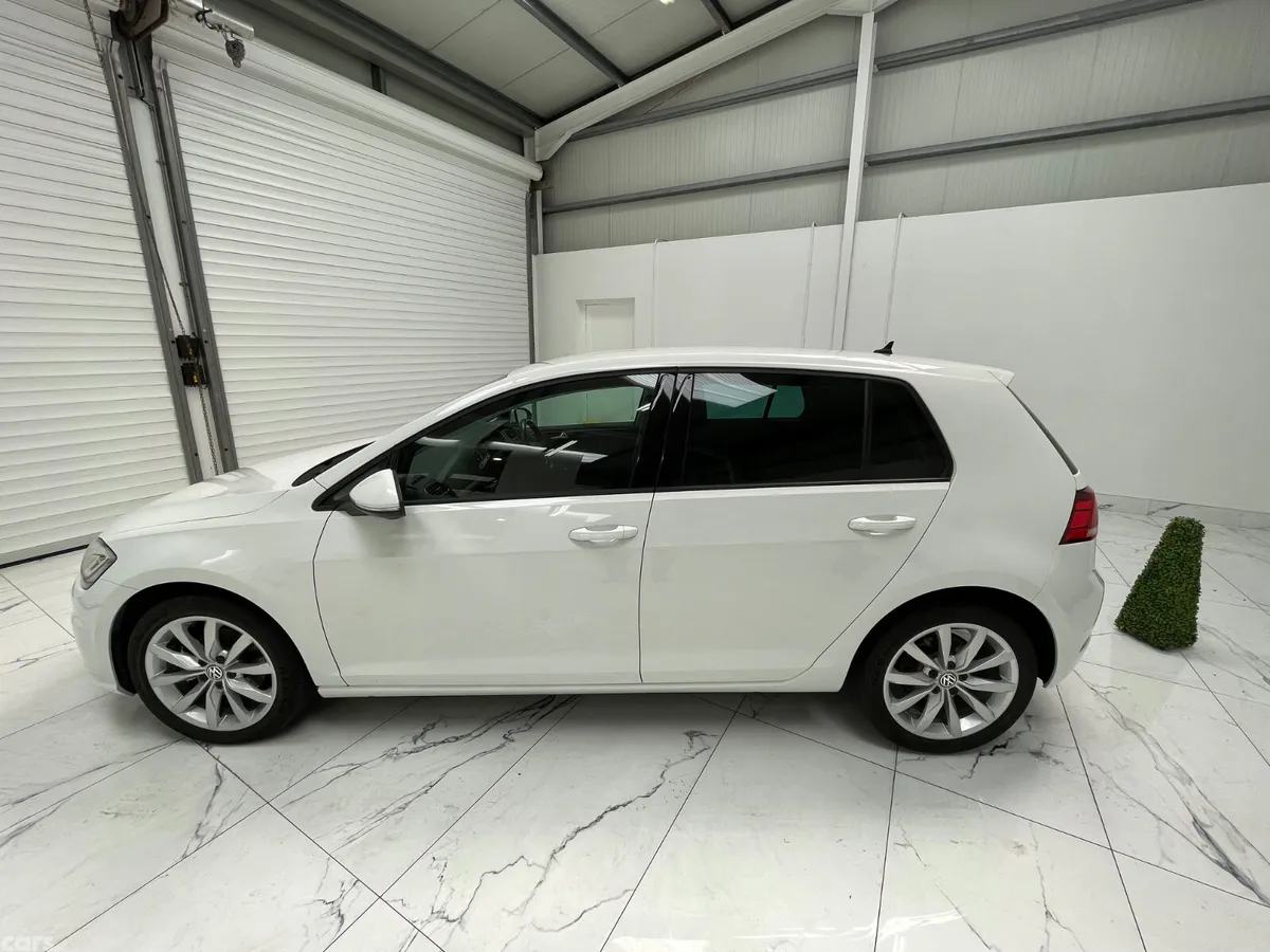 Volkswagen Golf Hatchback, Petrol, 2018, White