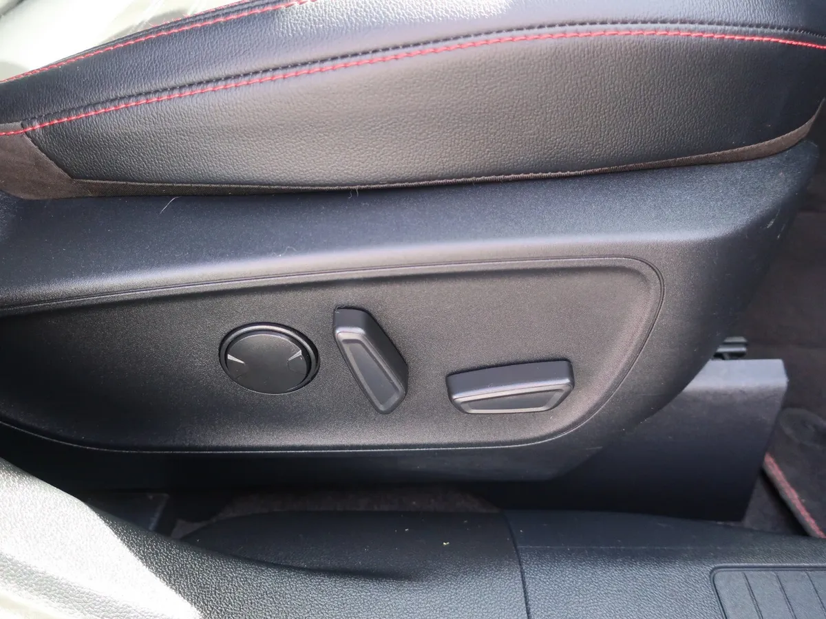 Ford Kuga SUV, Petrol Plug-in Hybrid, 2024, Blue