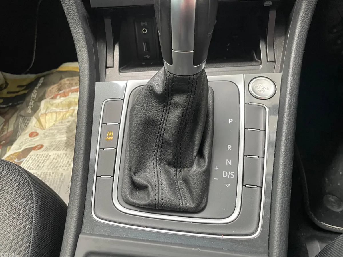 Volkswagen Golf Hatchback, Petrol, 2019, White