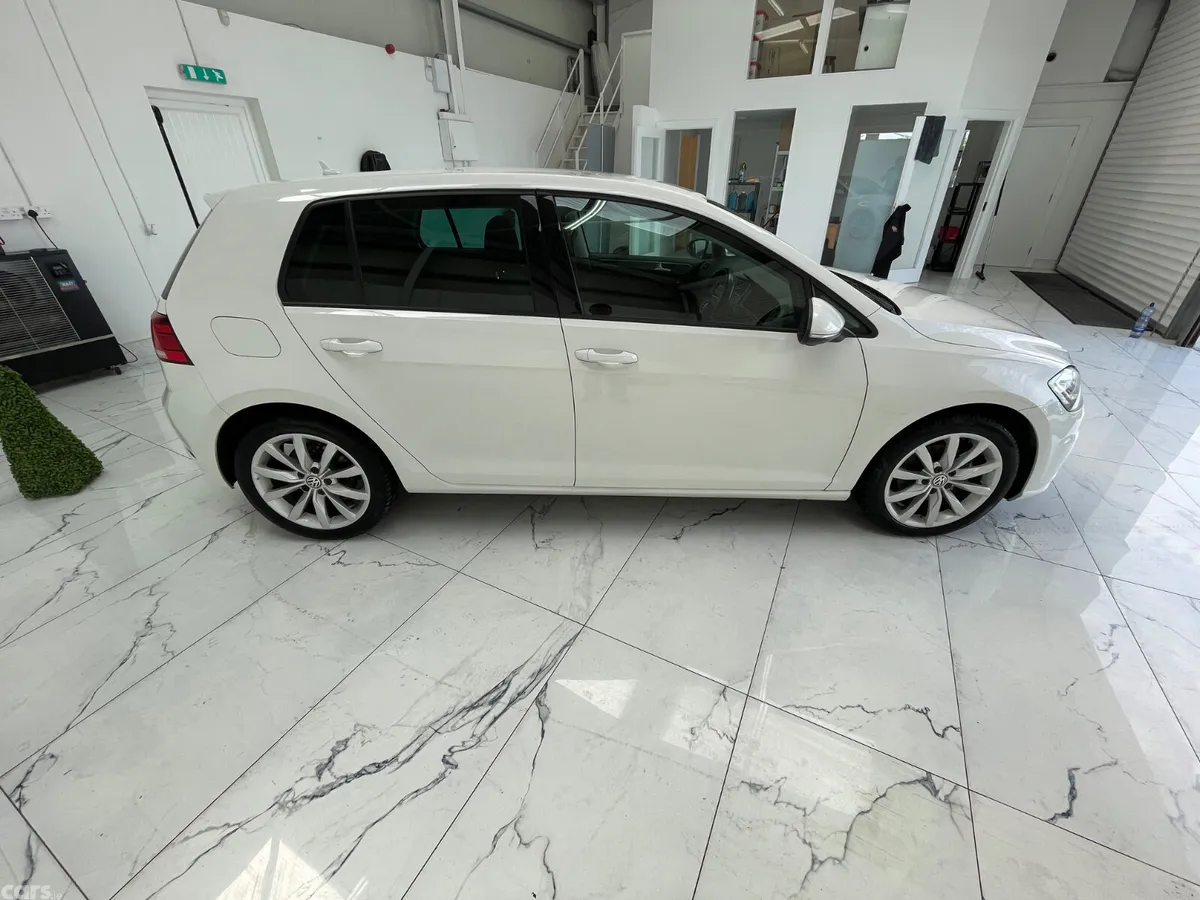 Volkswagen Golf Hatchback, Petrol, 2019, White