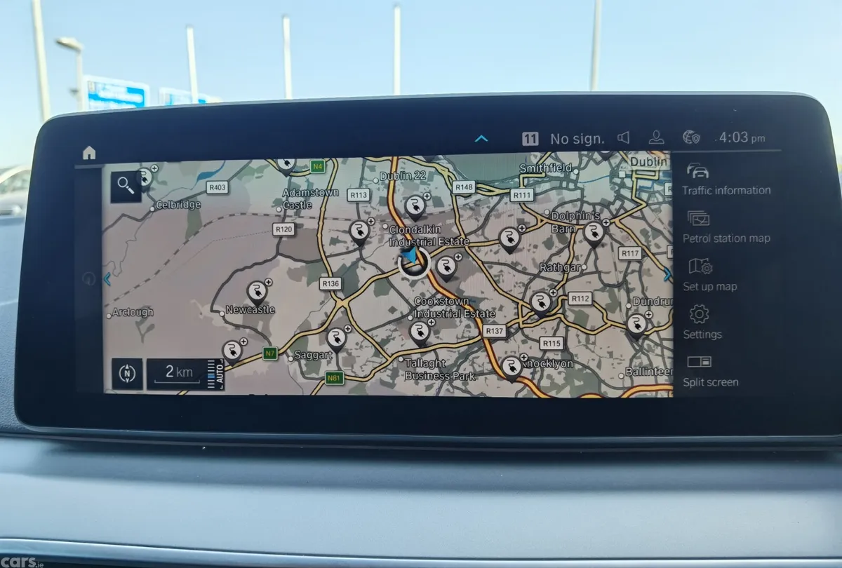 BMW 5-Series Estate, Petrol Plug-in Hybrid, 2022, White