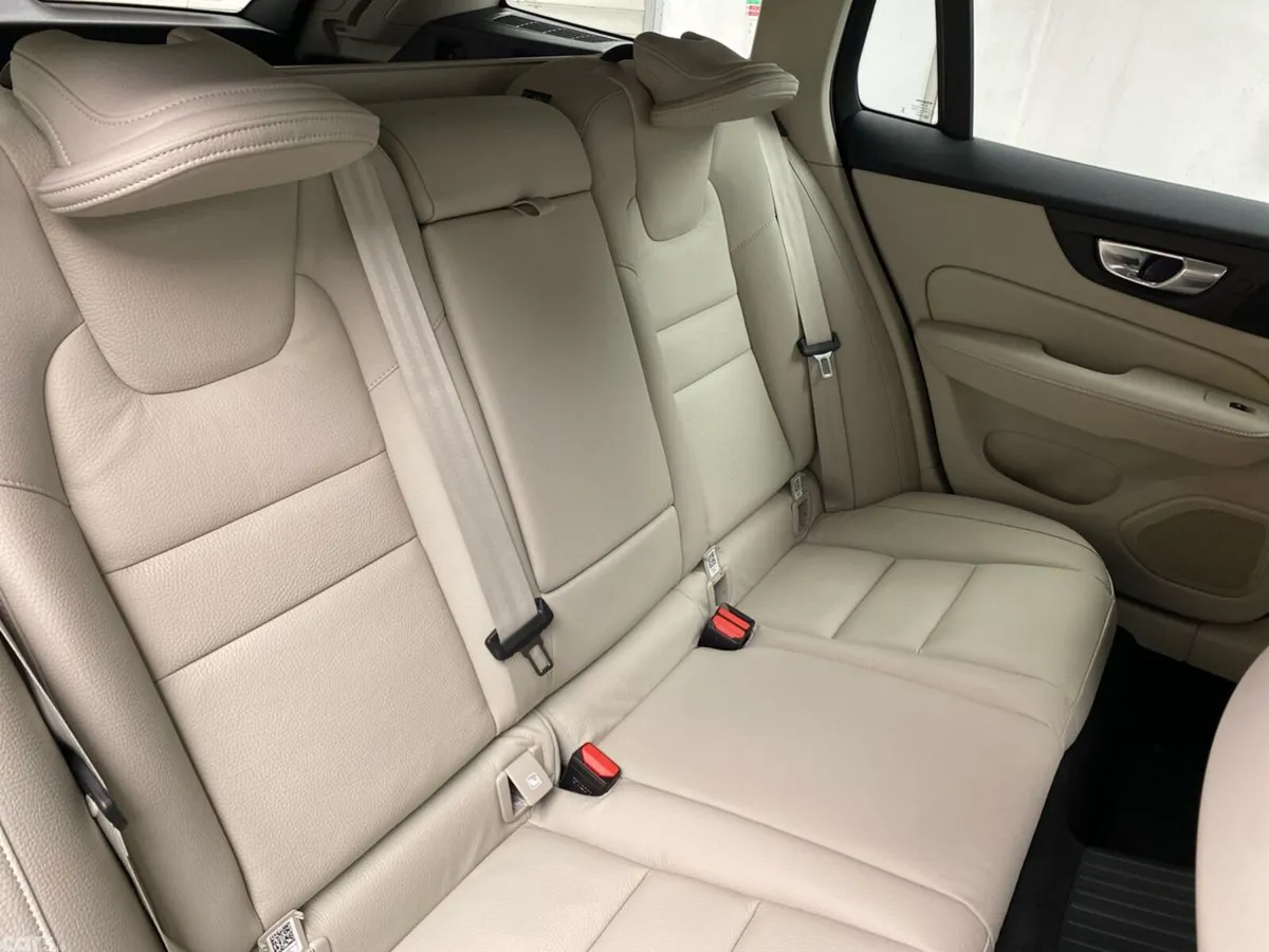 Volvo V60 Estate, Petrol Plug-in Hybrid, 2026, Black