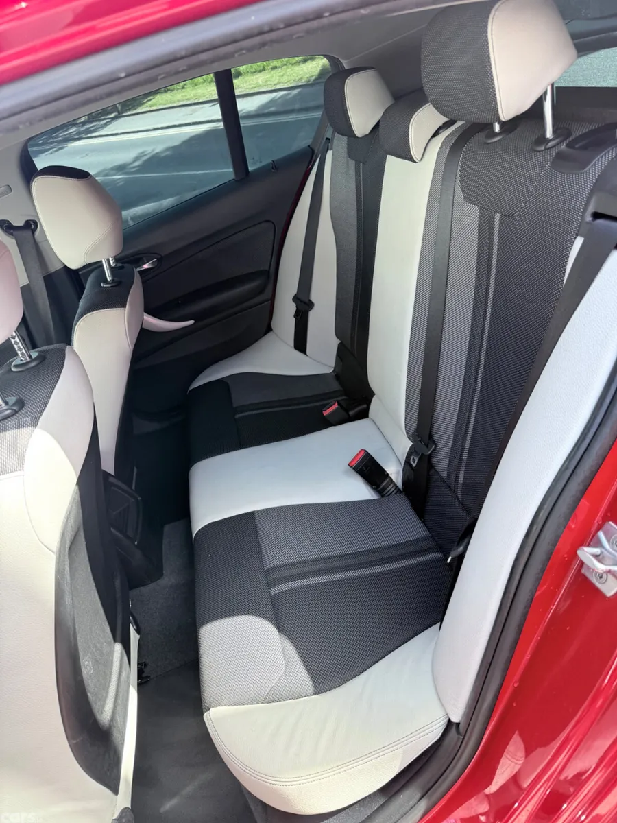 BMW 1-Series Hatchback, Diesel, 2016, Red