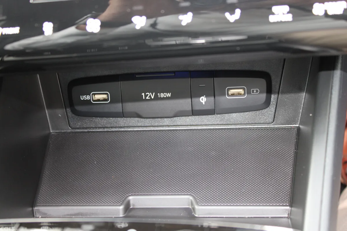 Hyundai Tucson SUV, Petrol Hybrid, 2024, Red