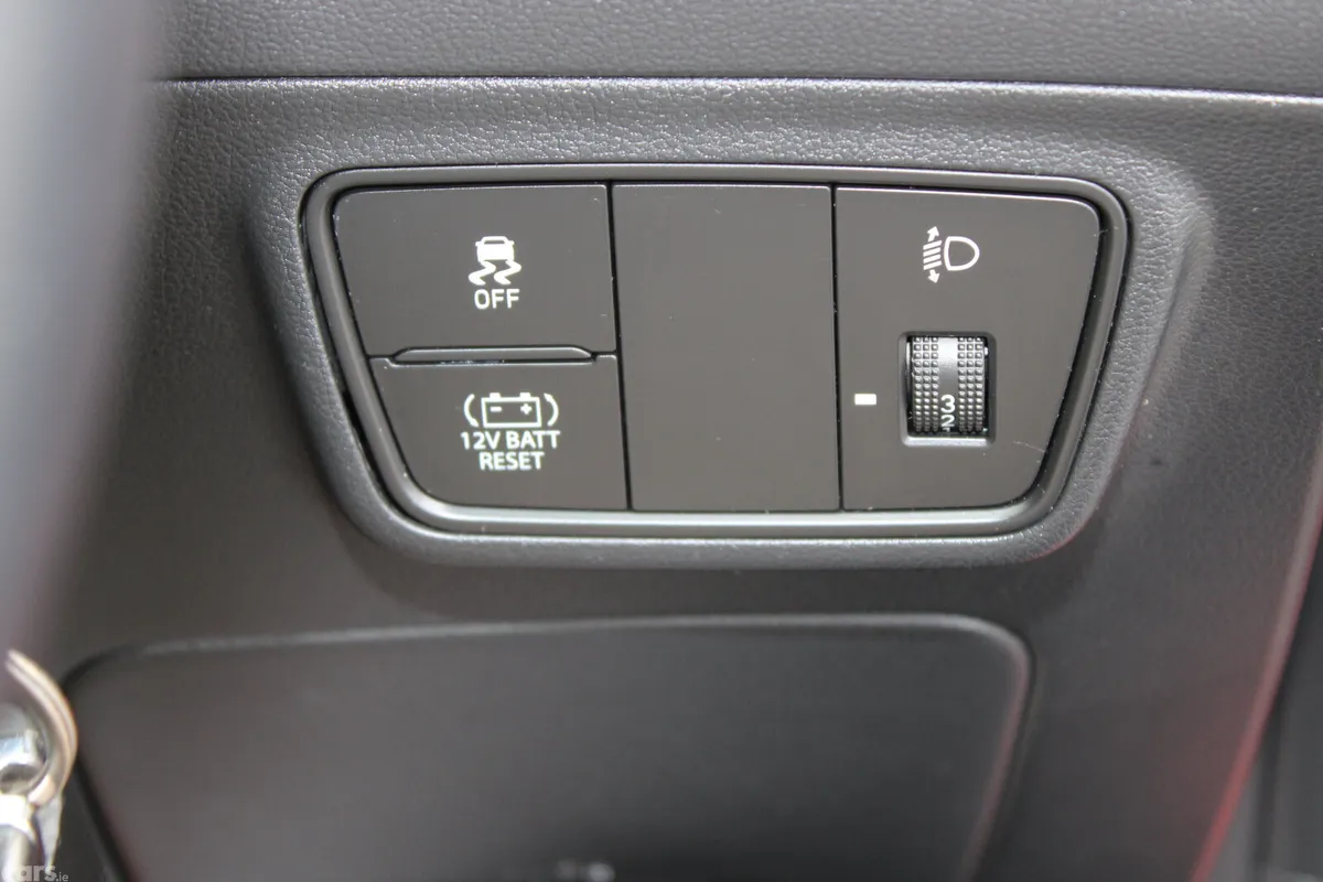 Hyundai Tucson SUV, Petrol Hybrid, 2024, Red