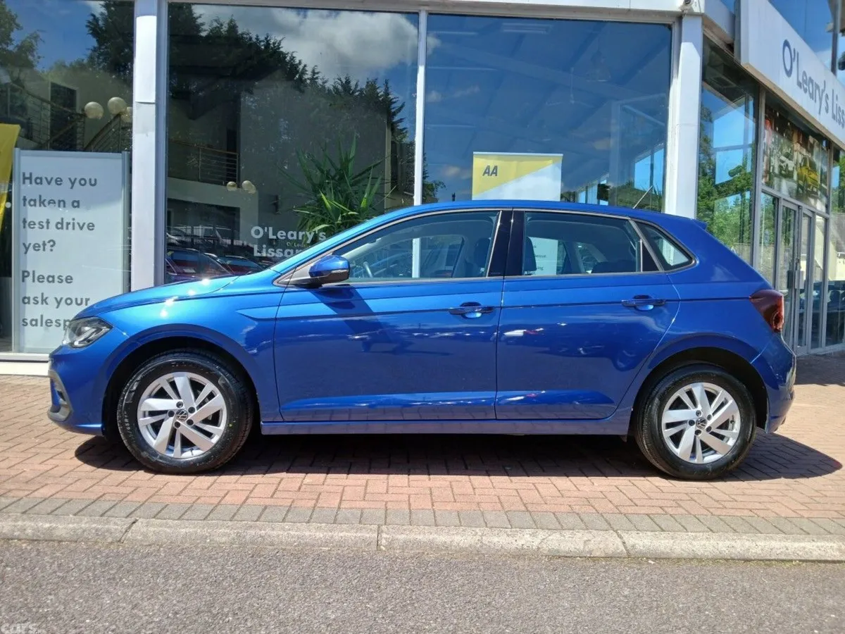 Volkswagen Polo Hatchback, Petrol, 2023, Blue