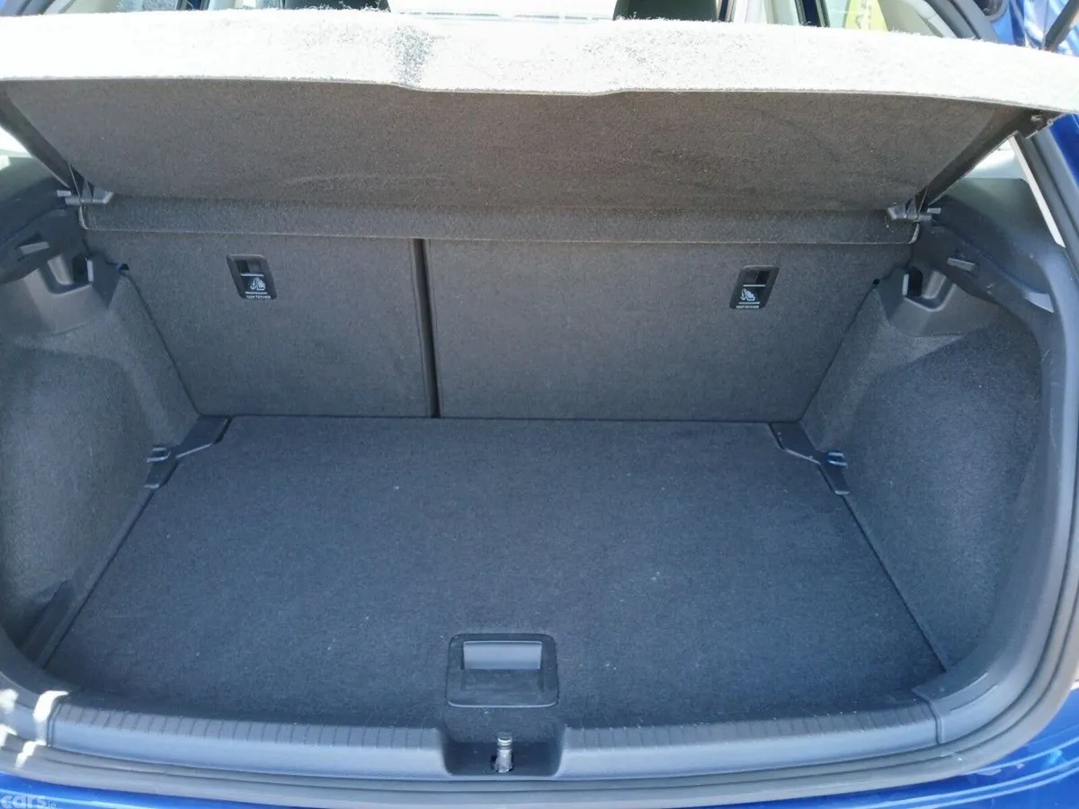 Volkswagen Polo Hatchback, Petrol, 2023, Blue