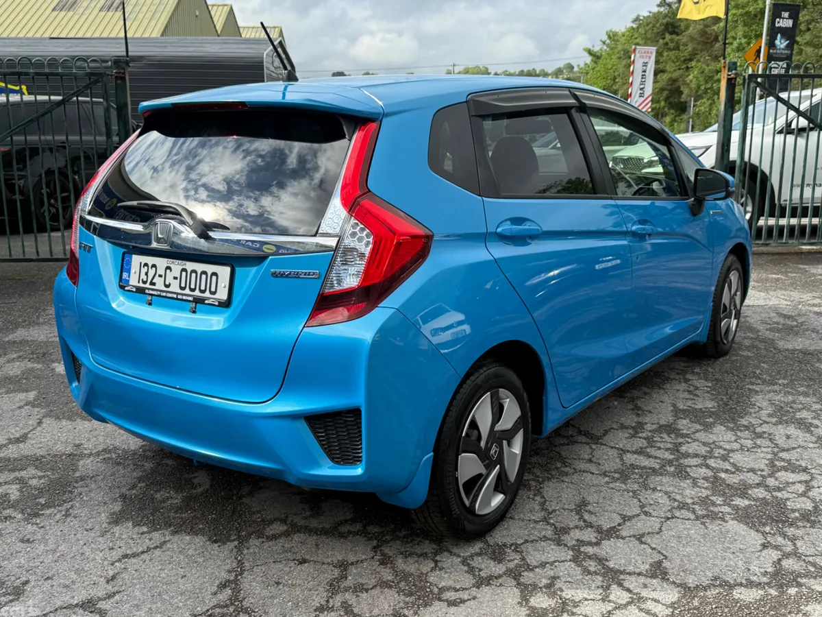 Honda Fit Hatchback, Petrol Hybrid, 2013, Blue