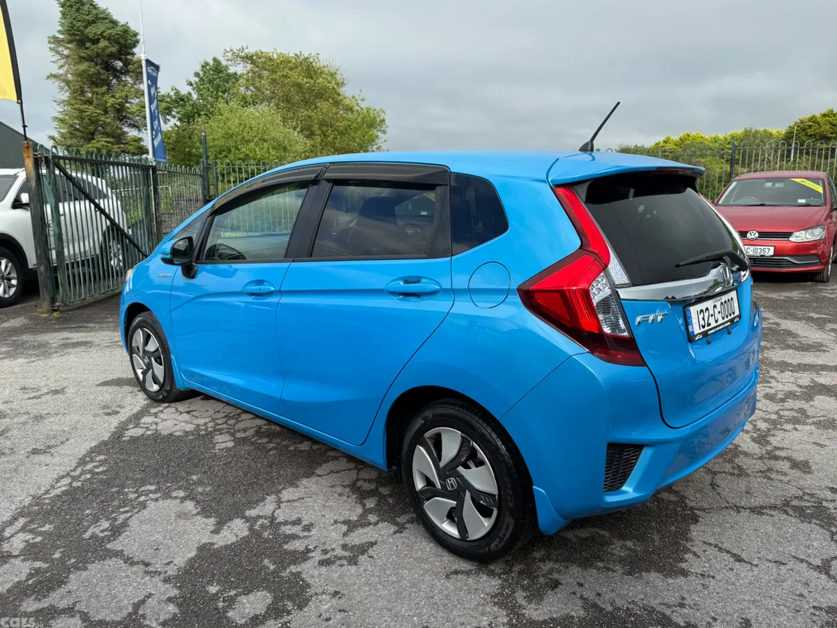 Honda Fit Hatchback, Petrol Hybrid, 2013, Blue