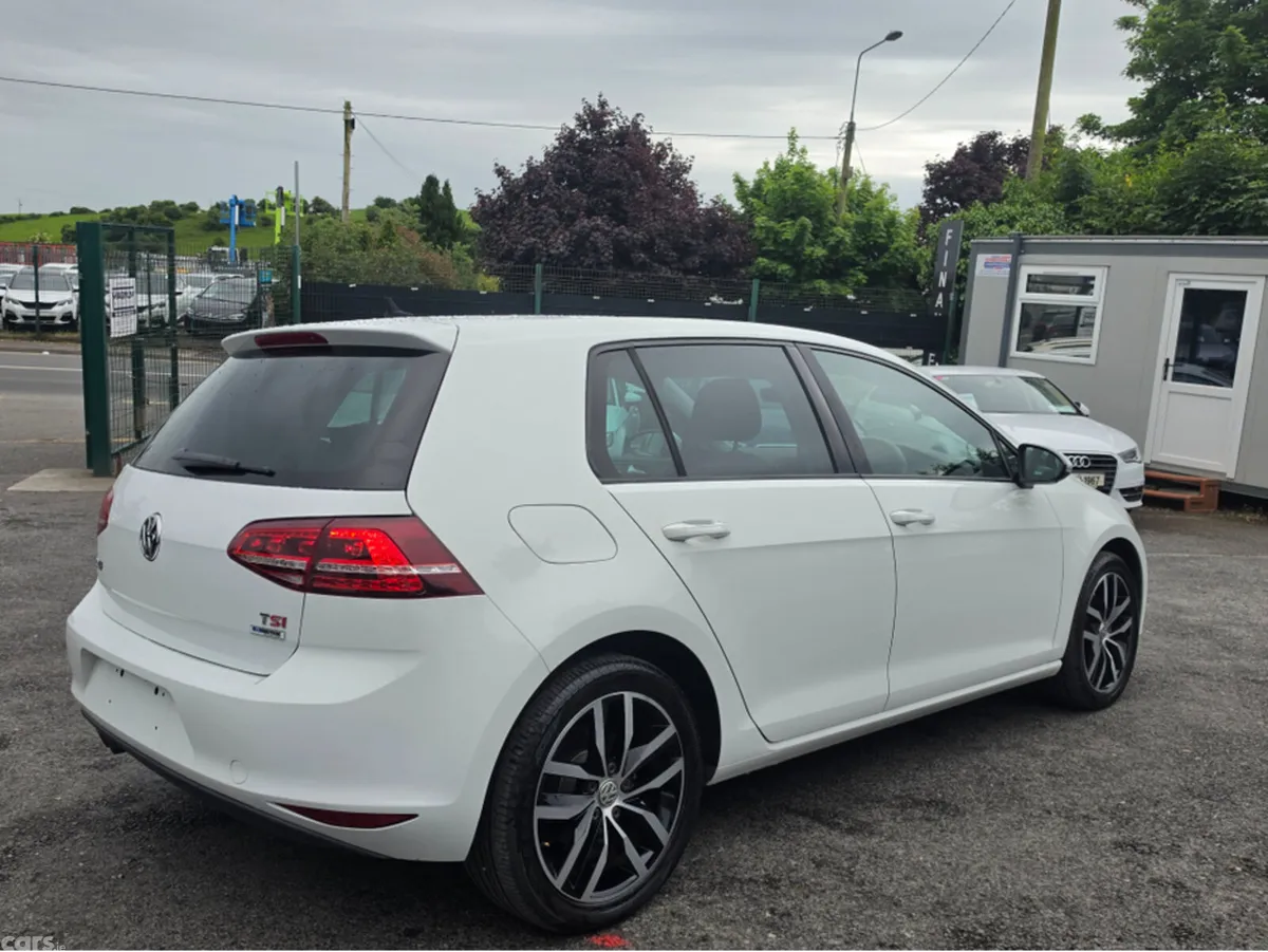 Volkswagen Golf Hatchback, Petrol, 2017, White