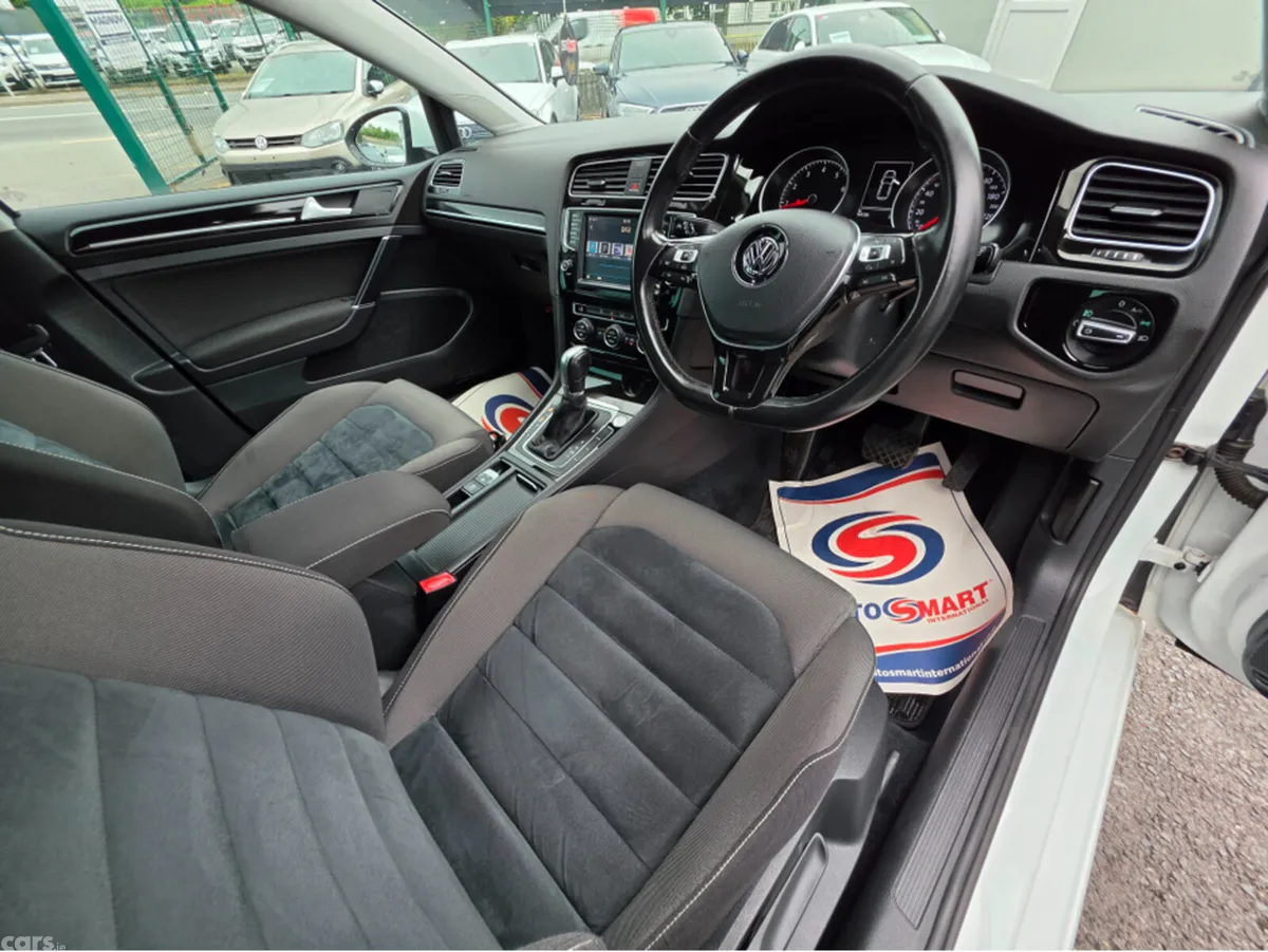 Volkswagen Golf Hatchback, Petrol, 2017, White